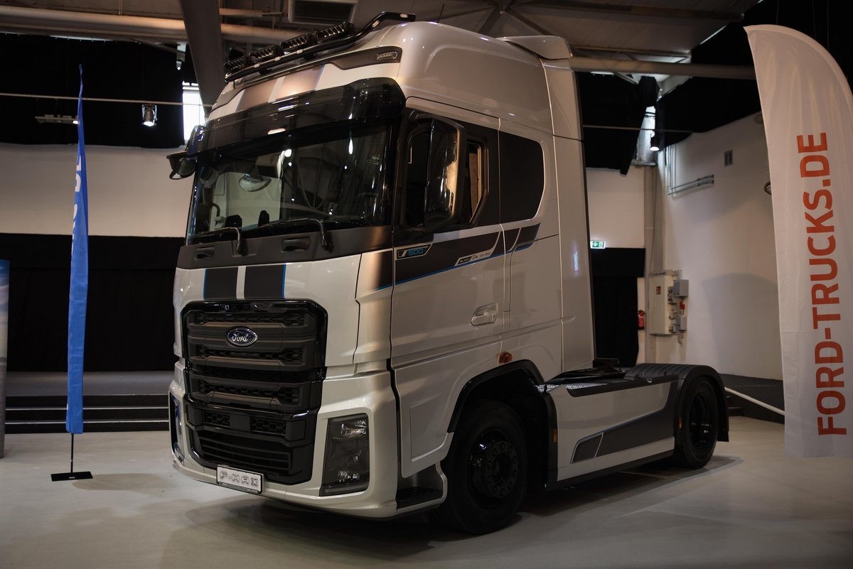 Erfolgreiches Erstes Ford-Trucks Partnertreffen 2022 - Ford Trucks Homepage